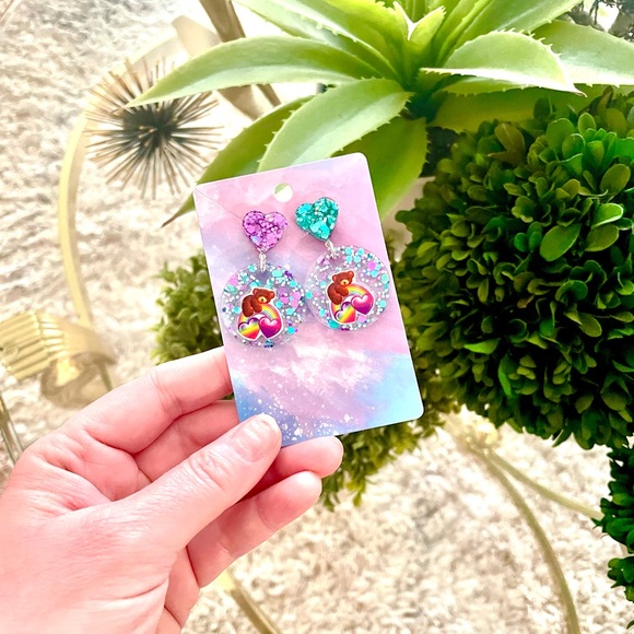 Lisa Frank Rainbow Bear Acrylic Earrings - Picture 4 of 5